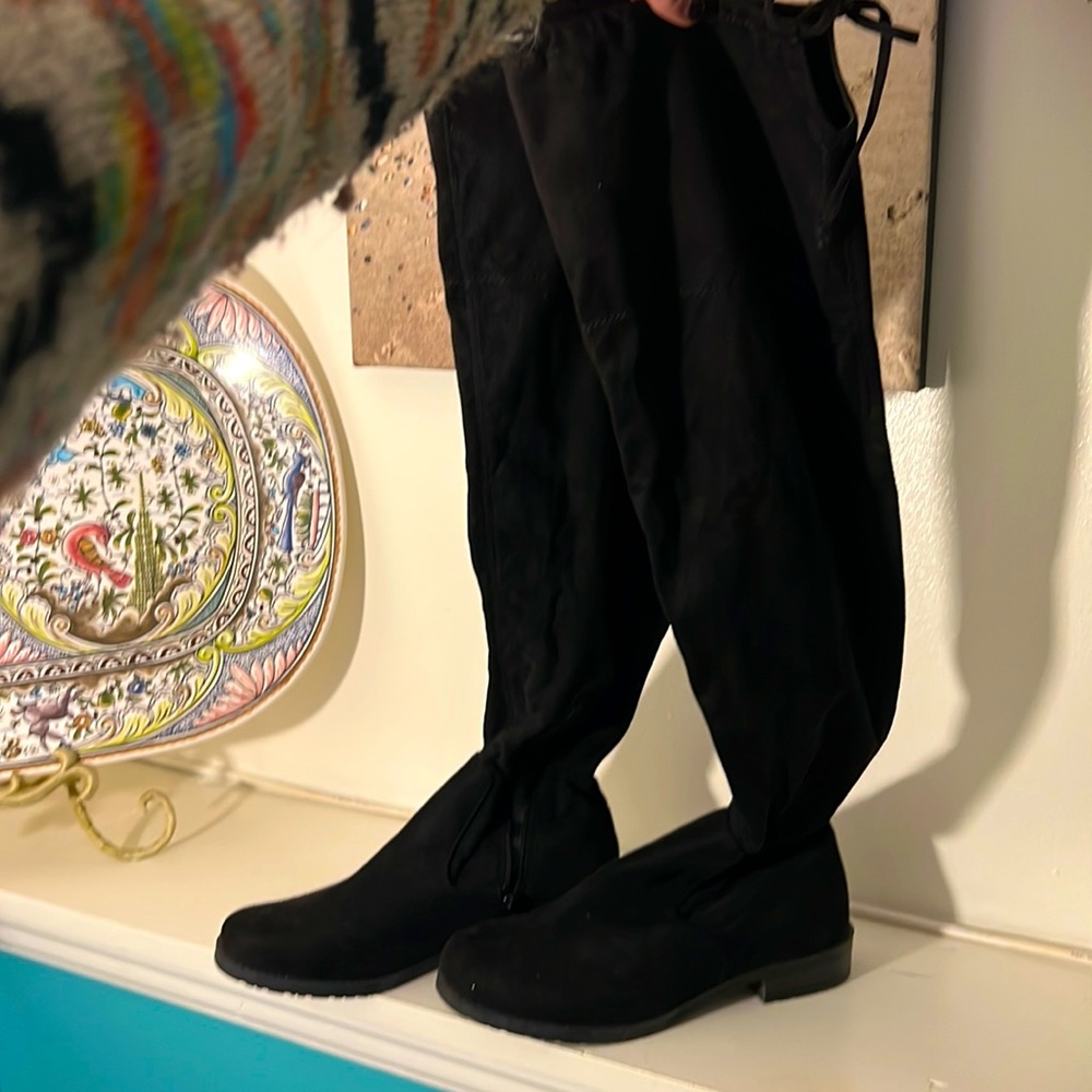 Size 7M UNISA Black Winter over the knee boots